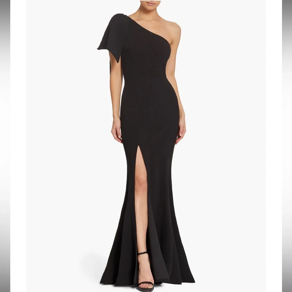 Dress the Population Black One-Shoulder Maxi Dress - Picture 1 of 11
